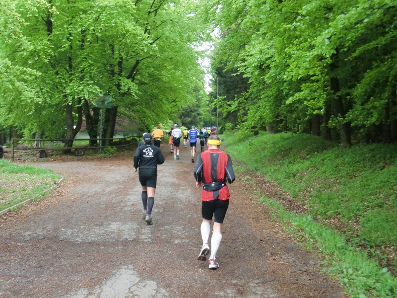 km27